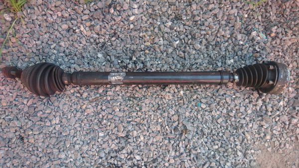 PÓŁOŚ PRAWA PRZEDNIA AUDI VW SKODA 1K0407272EC