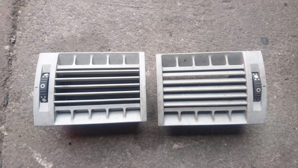 Kratka nawiewu kabiny VW T5 7H0820951 - obrazek 2