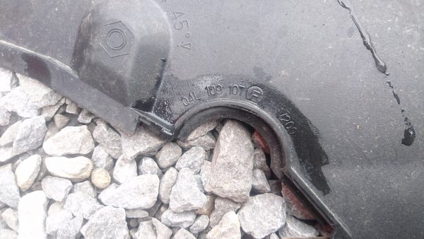 OSŁONA PASKA ROZRZĄDU VW SKODA 04L109107F ORYGINAŁ - obrazek 2