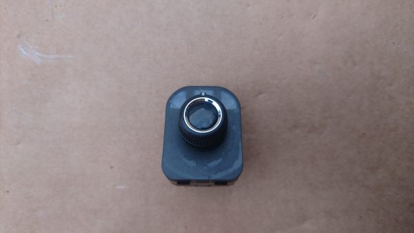 Przełącznik sterowanie lusterek Audi A4 B8 8K A5 8T Q5 8R 8K0959565B