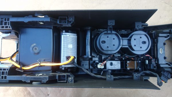 VW PASSAT 3G B8 ARTEON SCHOWEK ROLETA 3G0862531 - obrazek 2