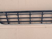 VW PASSAT B6 KRATKA ZDERZAKA ŚRODKOWA 3C0853677