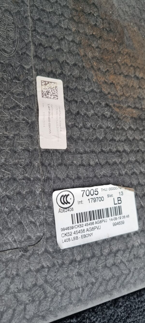 PODLOGA WYKLADZINA BAGAZNIKA RANGE ROVER VOGUE L405 - obrazek 2